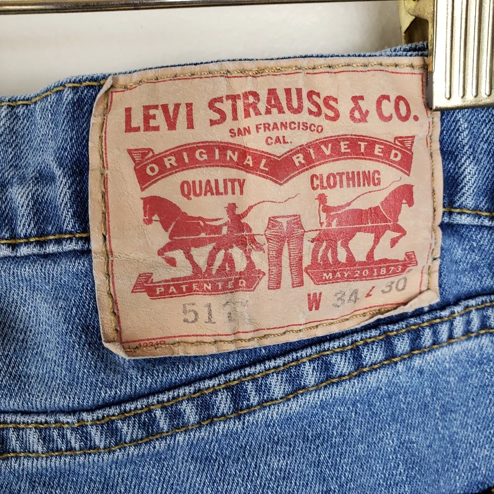Levi's Medium Wash Jeans - Picture 3 of 6